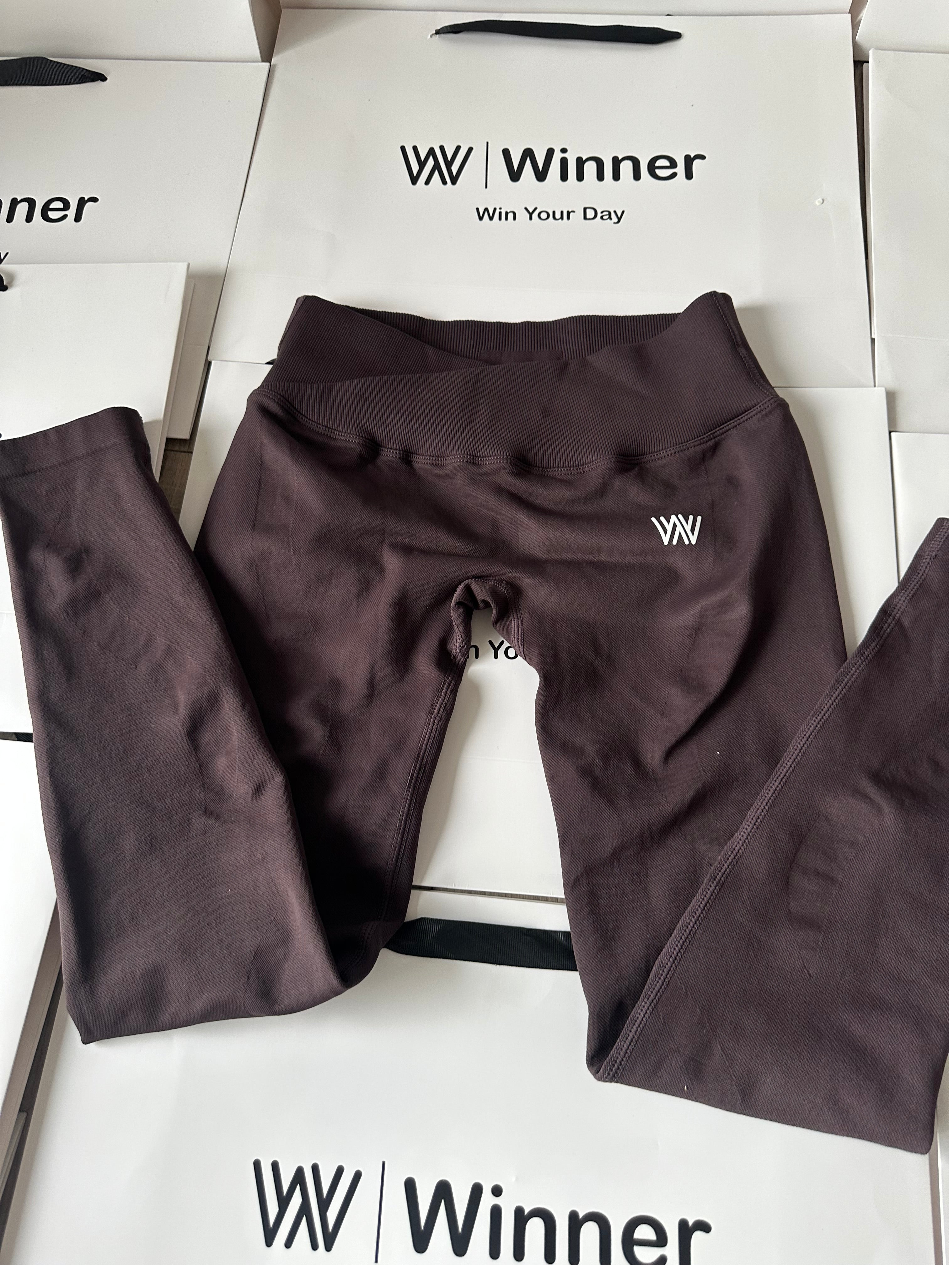 V-waist leggings