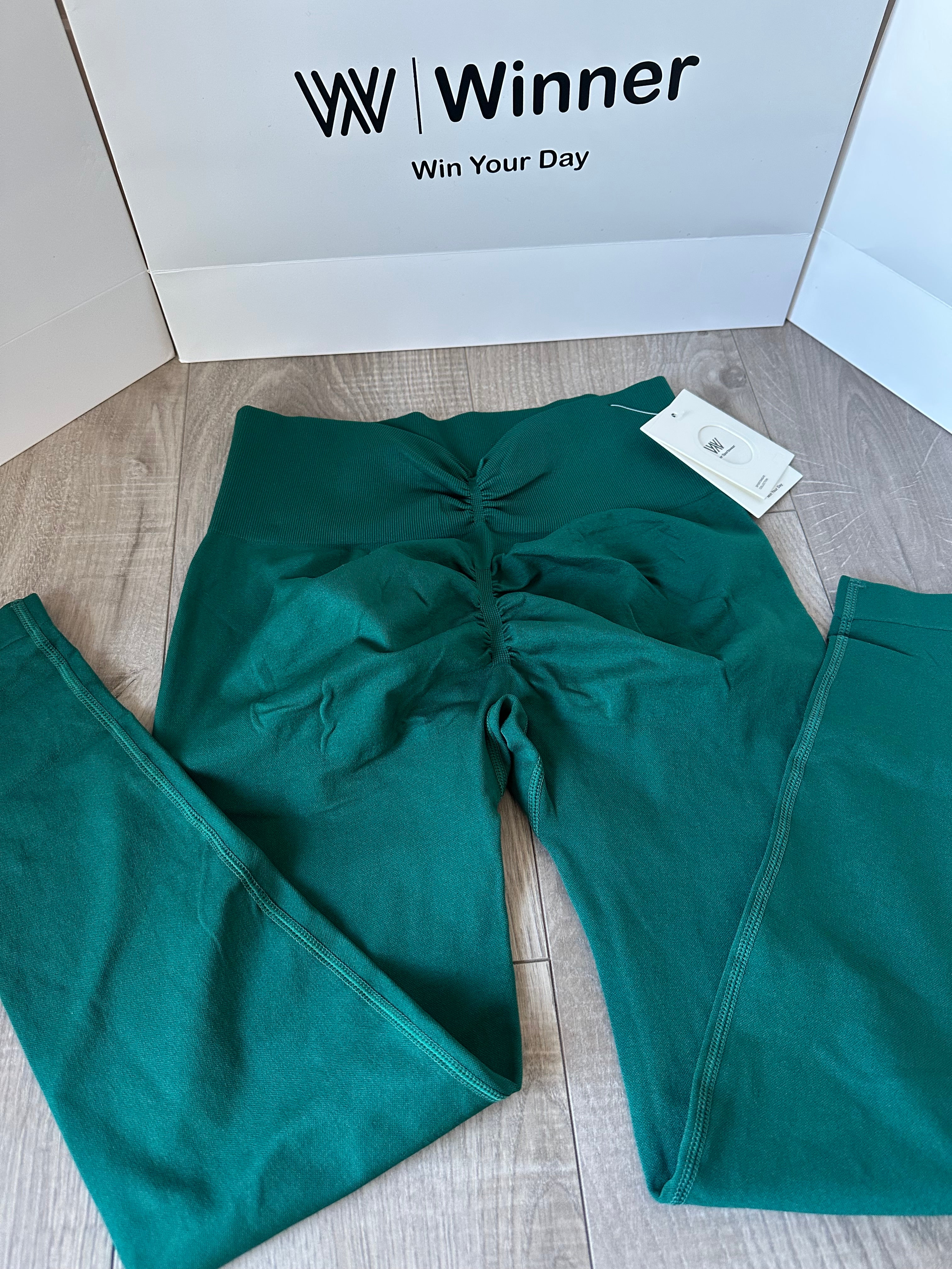 V back leggings