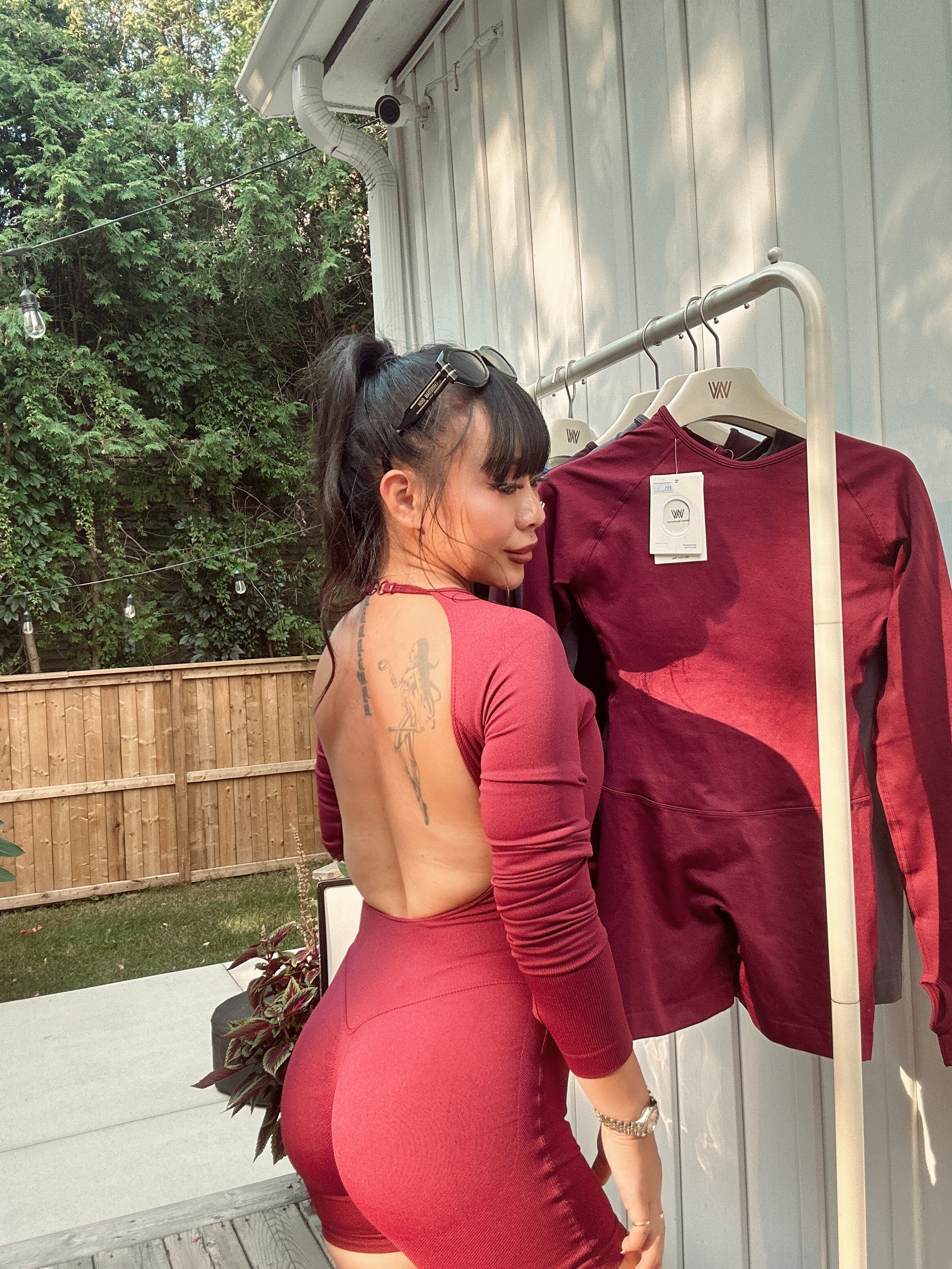One-piece set
