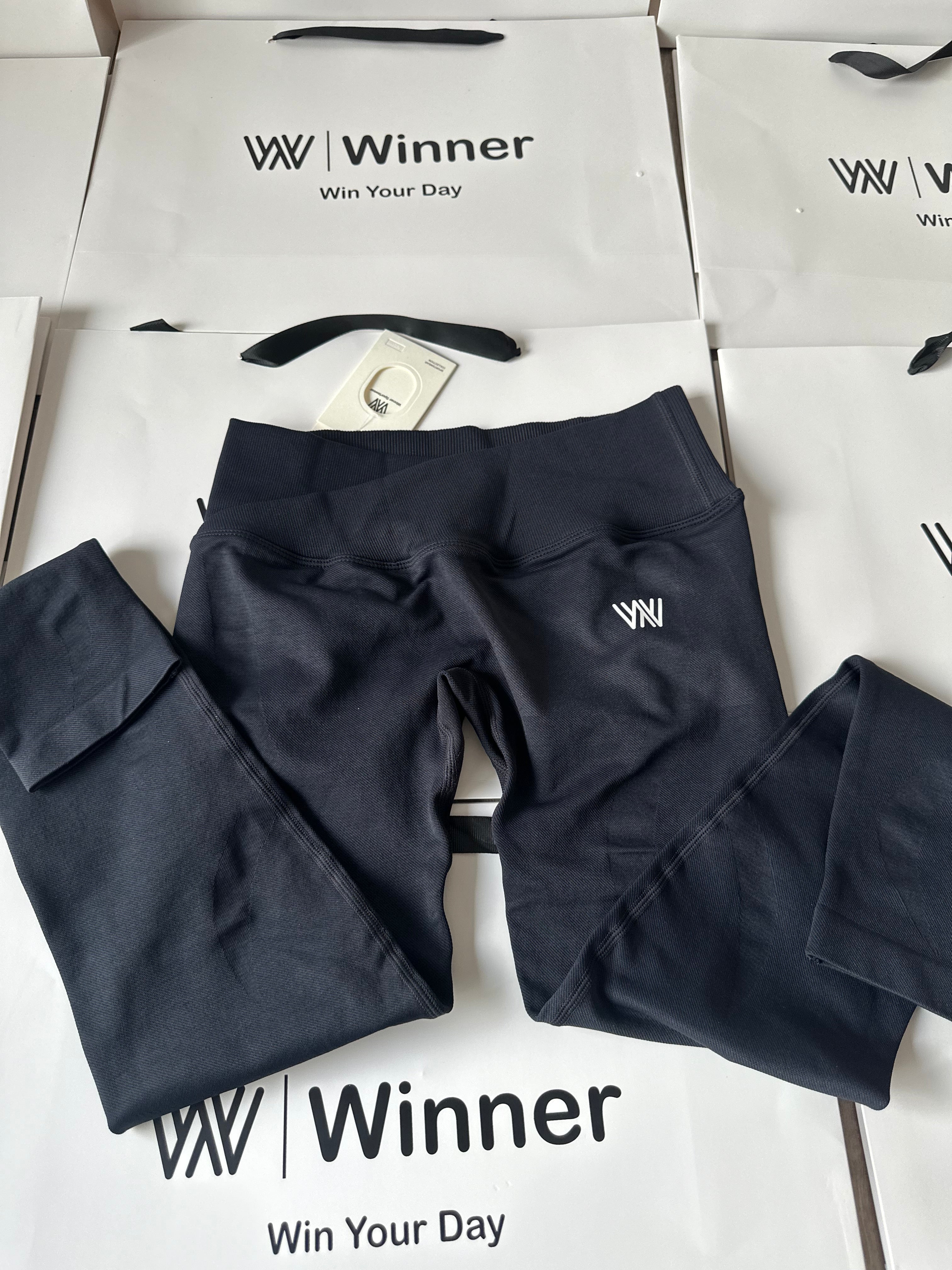 V Leggings