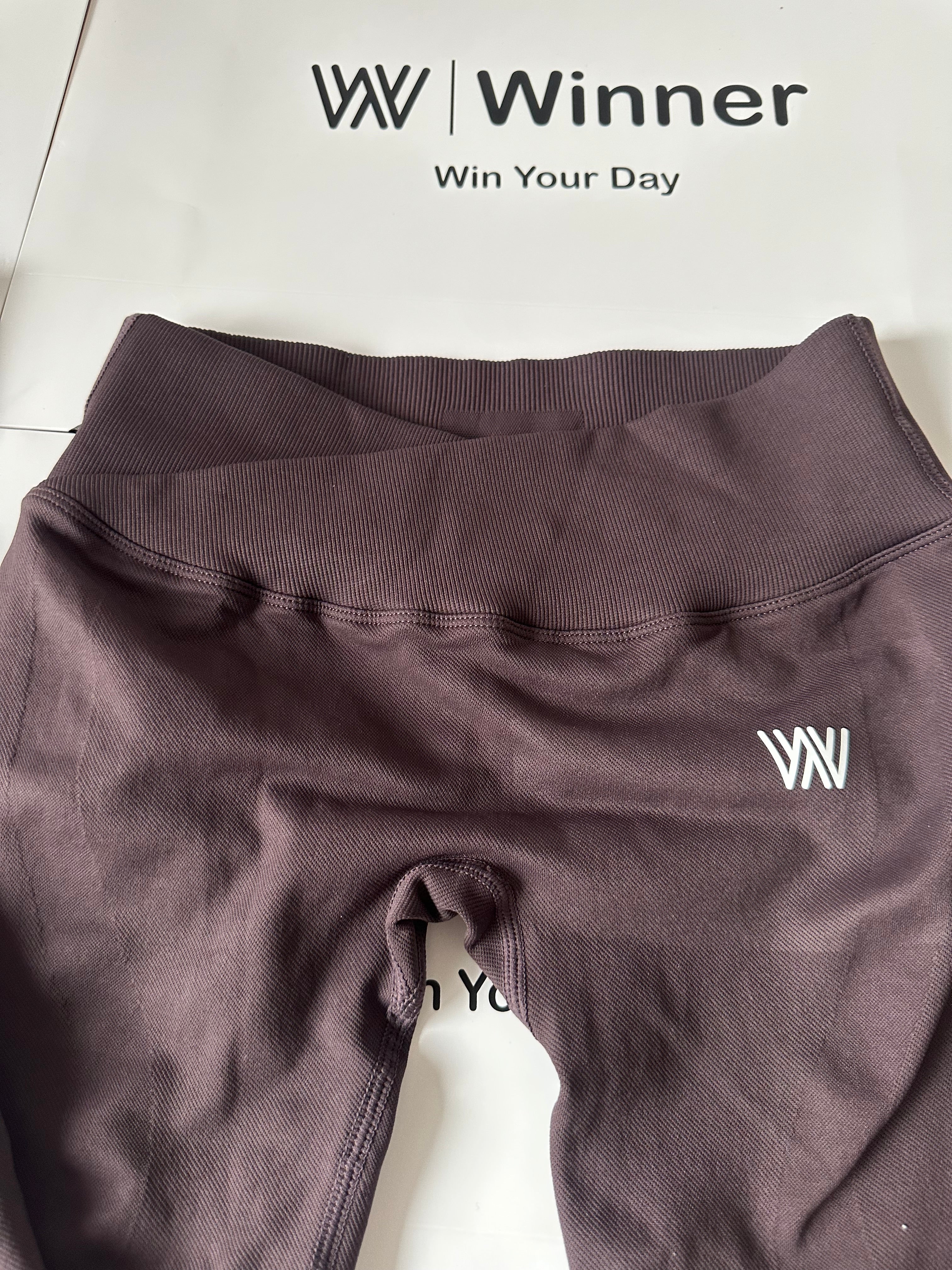 V-waist leggings