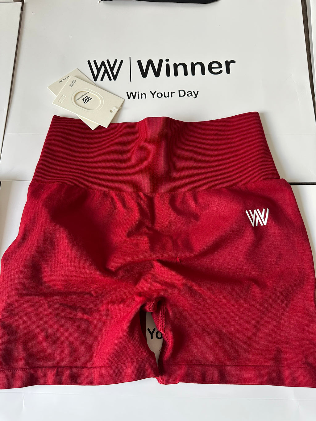 V bavk short