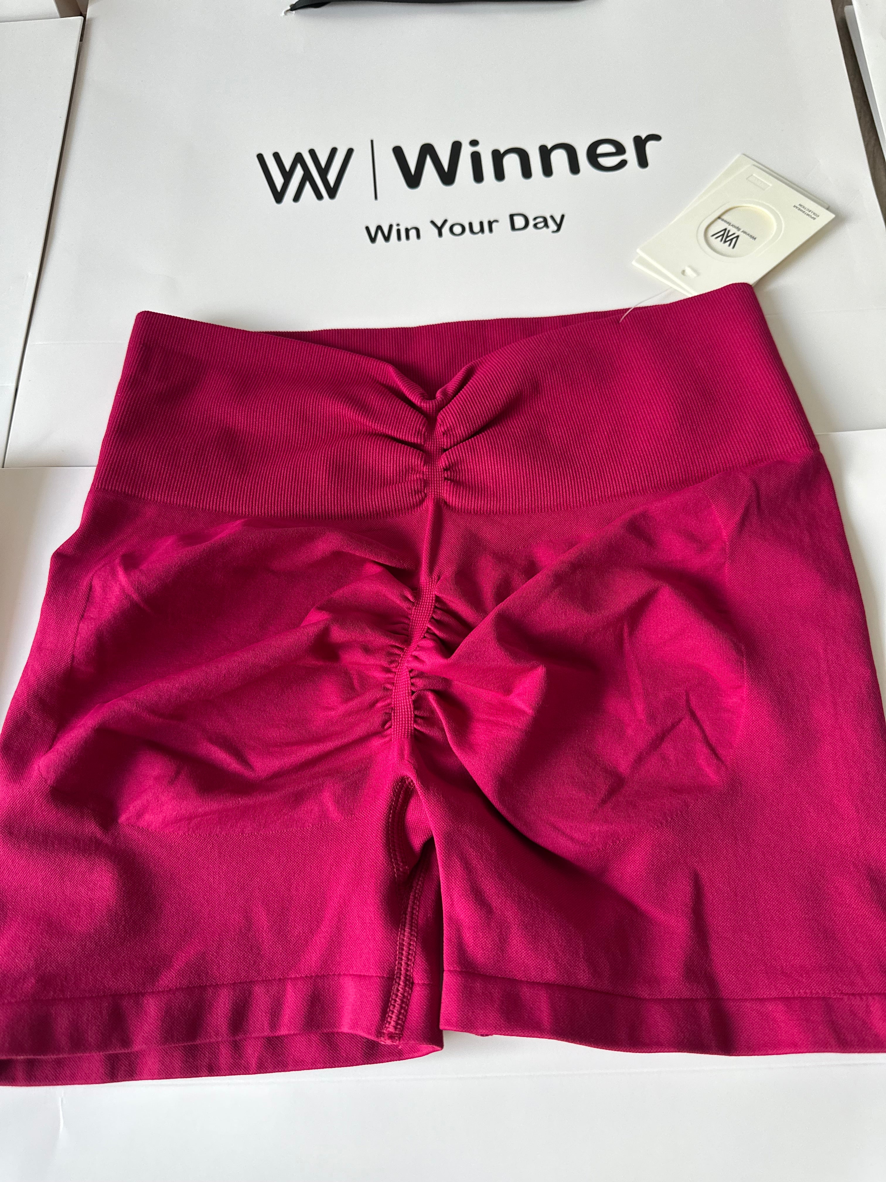 V bavk short