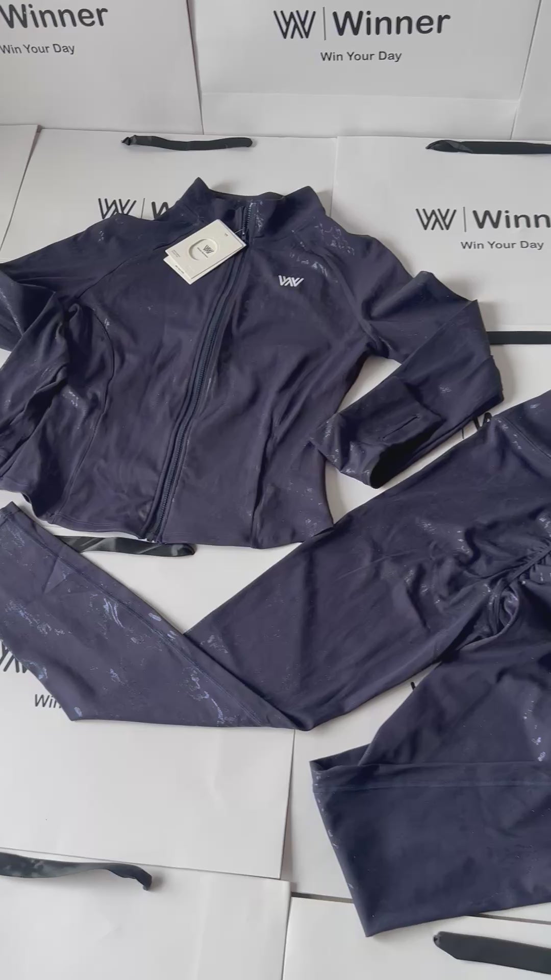 Zip-up jacket set